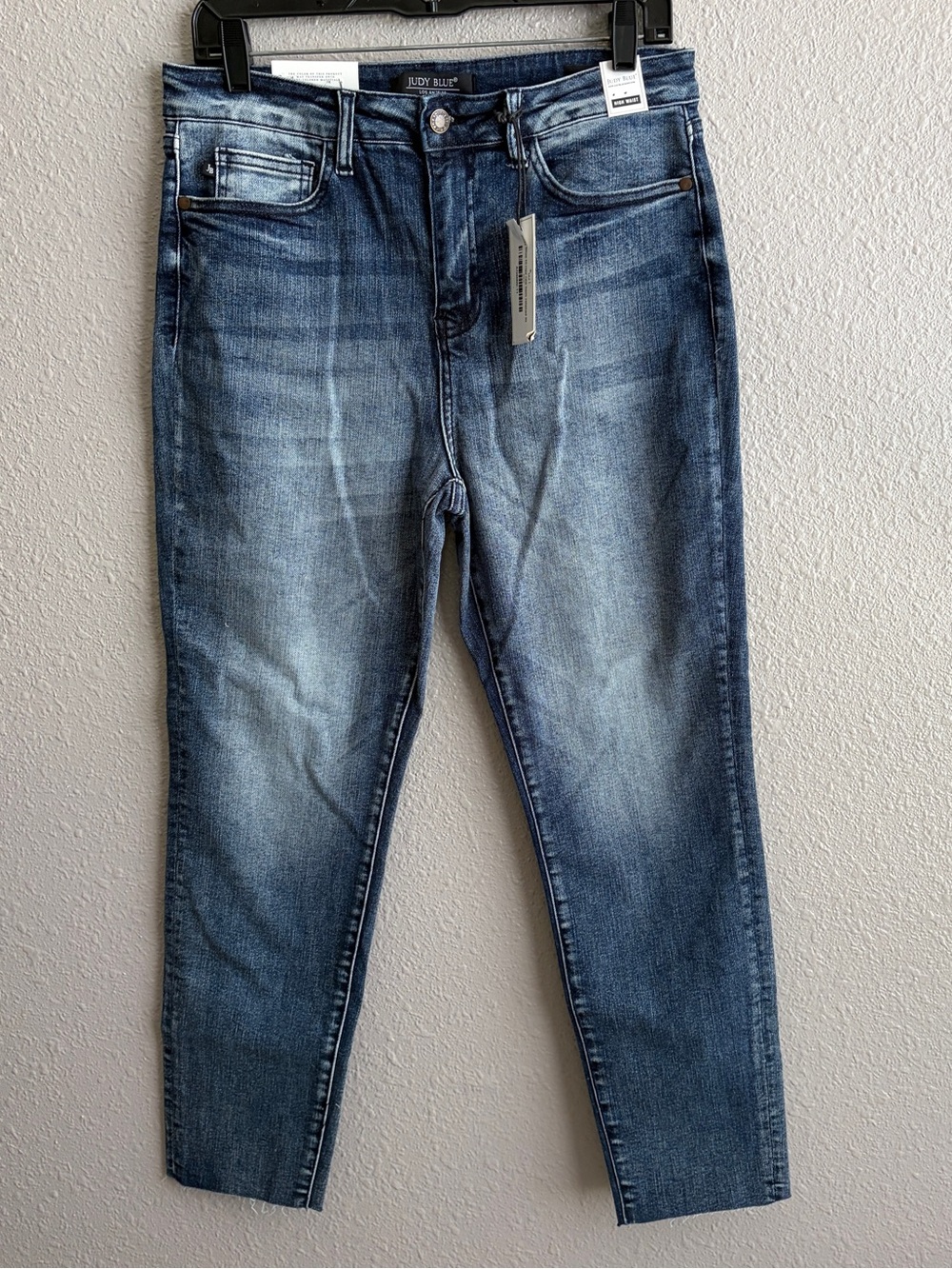 NEW Judy Blue High Rise Raw Hem Relaxed Fit Stretch Jeans 11/30